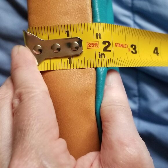 NWOT Danier leather crossbody bag - Picture 9 of 13